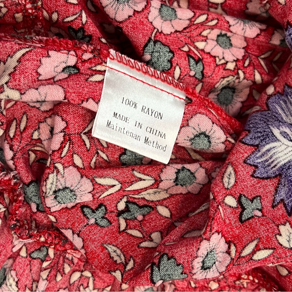 Zesica Red Floral Wrap Dress Size Small - Picture 3 of 7